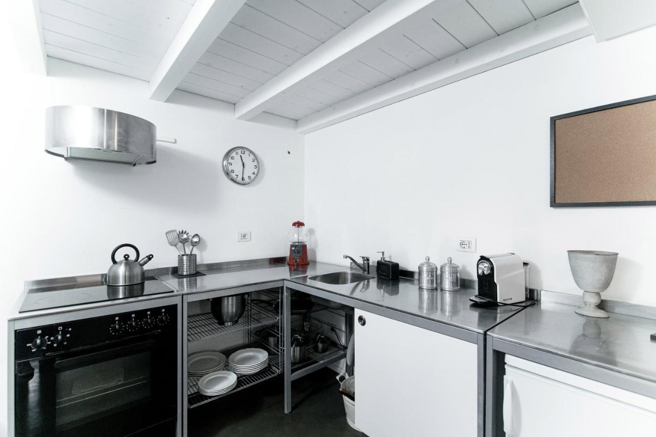 Porta Torre Loft - Bymyhomeincomo Apartment Como