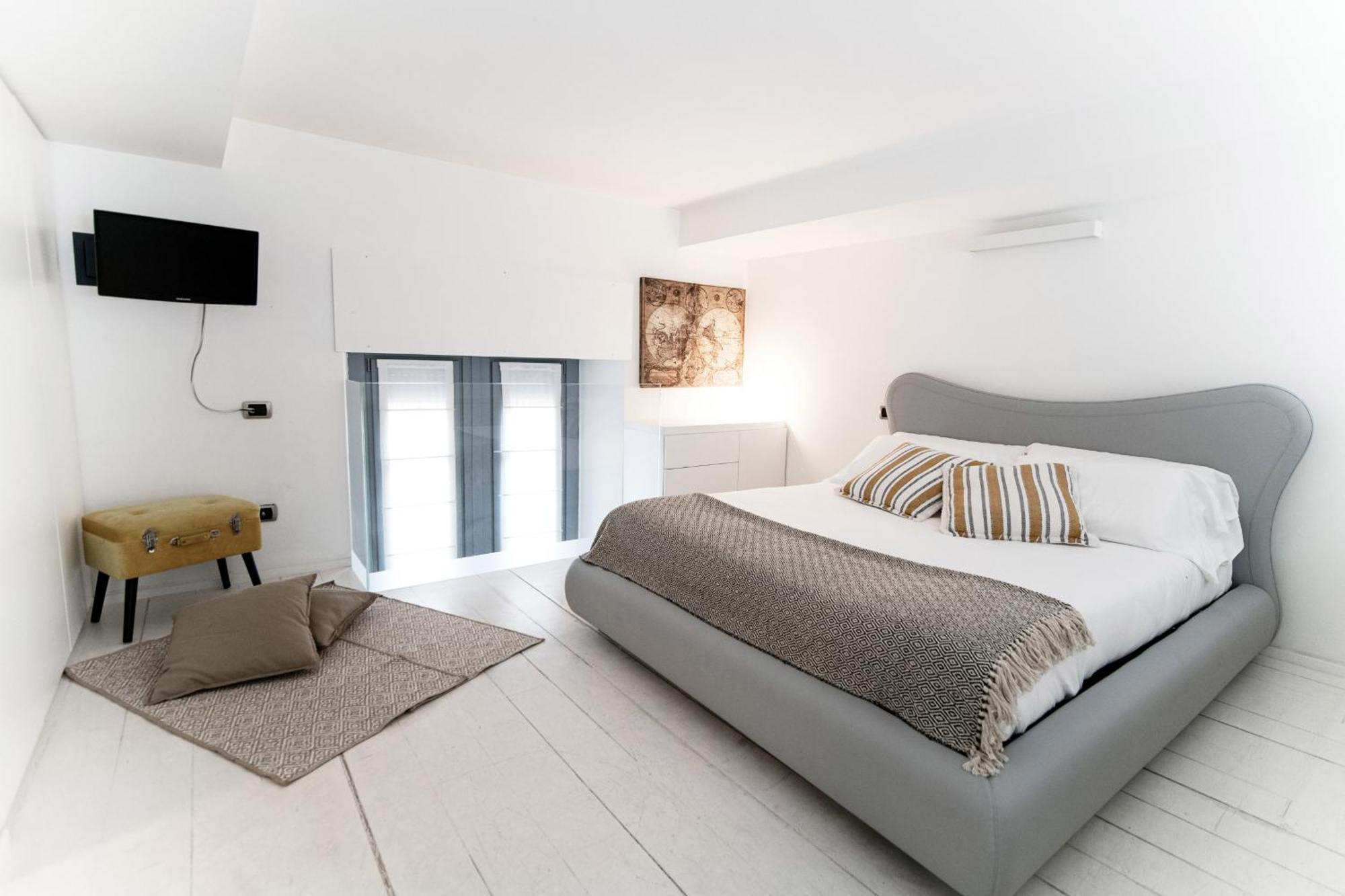 Loft Alle Mura - Bymyhomeincomo Apartment
